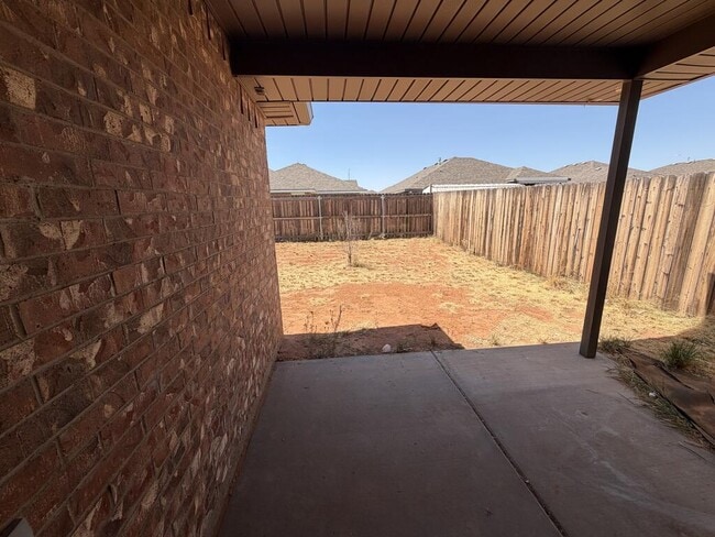 Building Photo - 1307 Red Cliff Ave