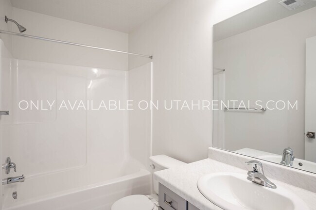 Building Photo - 4152 W 2010 N