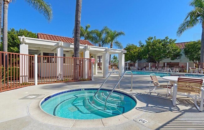 Building Photo - 13316 Caminito Ciera