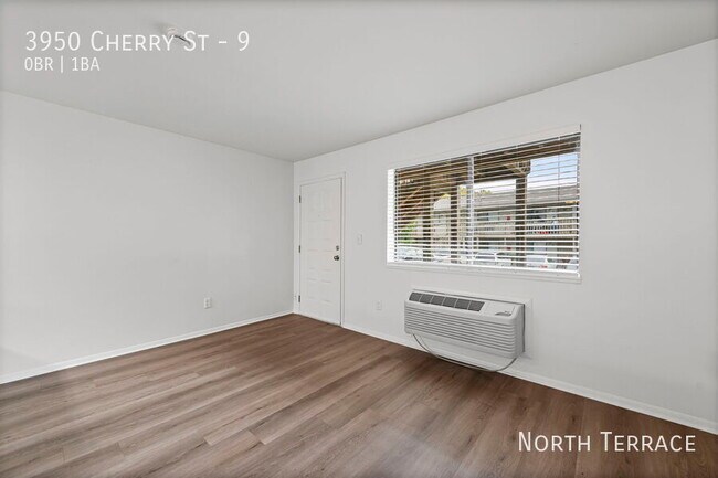 Building Photo - 3950 N Cherry St