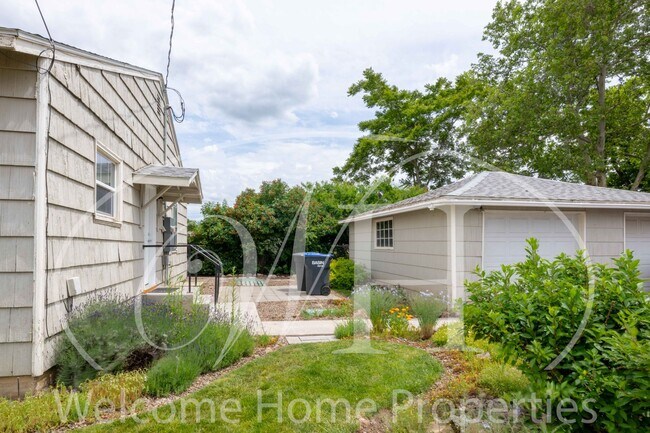 Building Photo - Cozy Single-Family Home in East Walla Walla