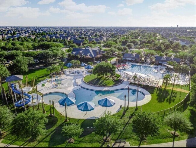 Building Photo - 19202 Presa Canyon Dr