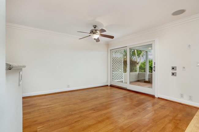 Building Photo - 316 Vista Madera