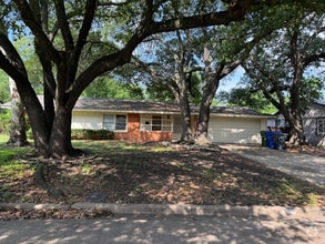 Building Photo - 2216 N 51st St