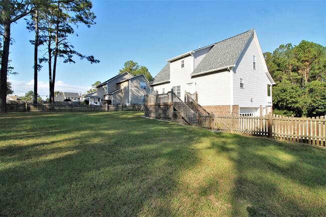 Building Photo - Beautiful 4 Bedroom Home in Sneads Ferry w...