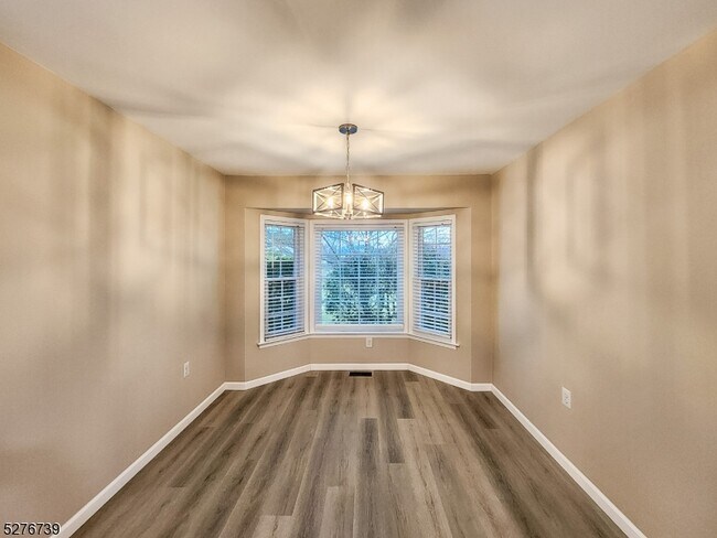 Building Photo - 3C John Adams Ct