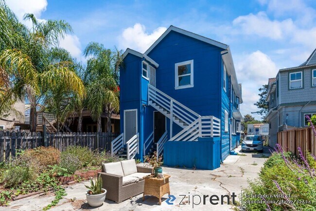 Building Photo - 3827 West St