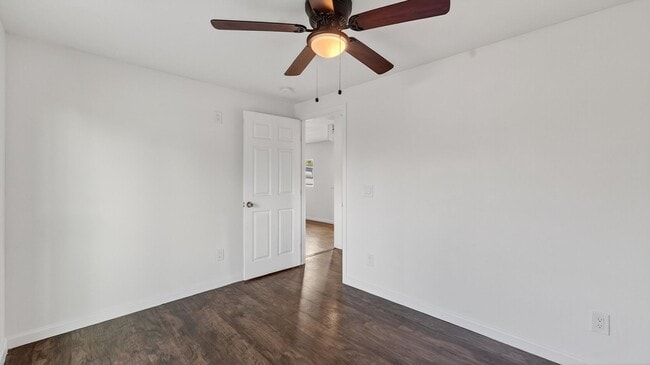 Building Photo - 1216 Butterfield Rd