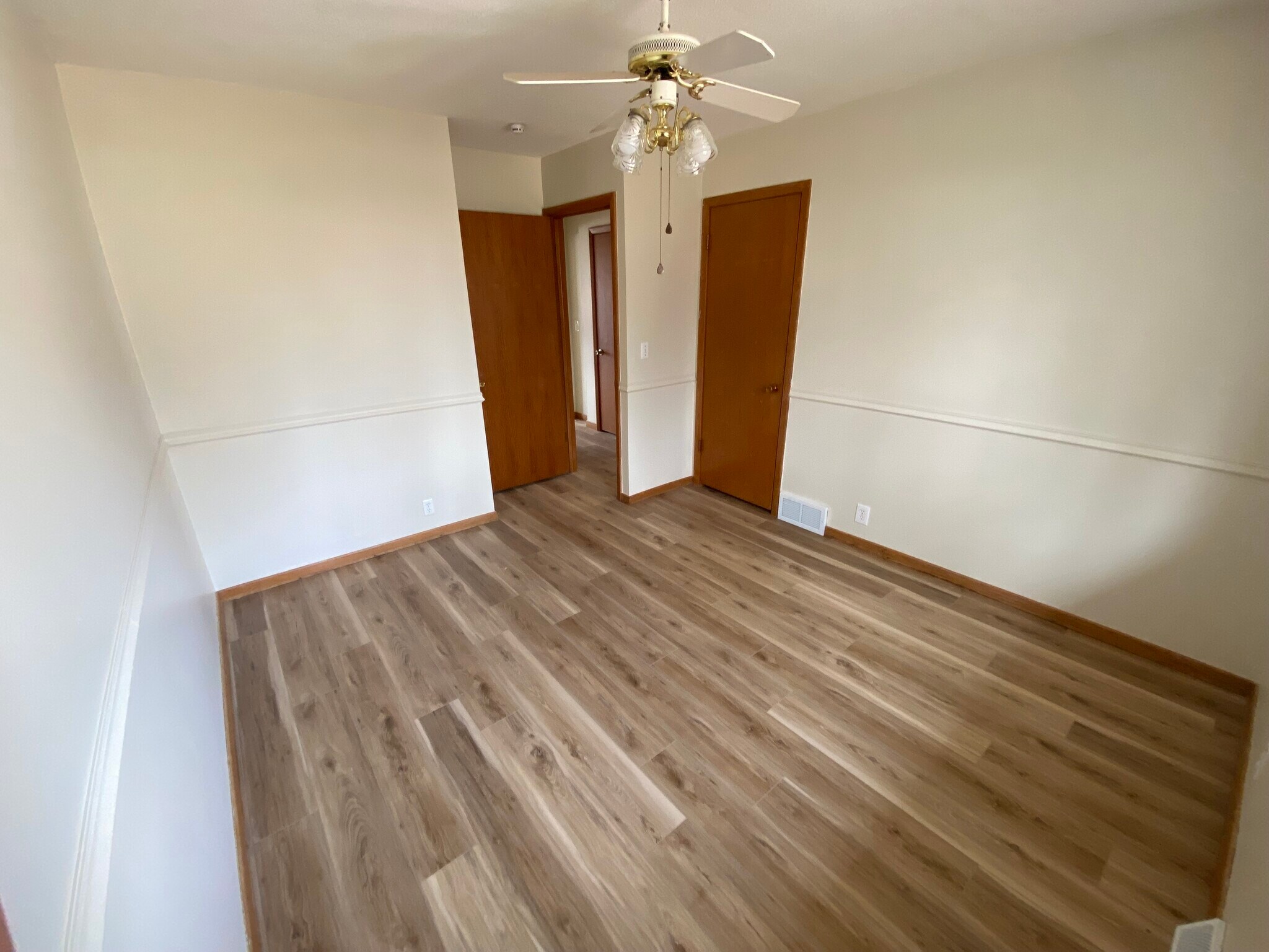 Building Photo - 3507 Aquila Ave S