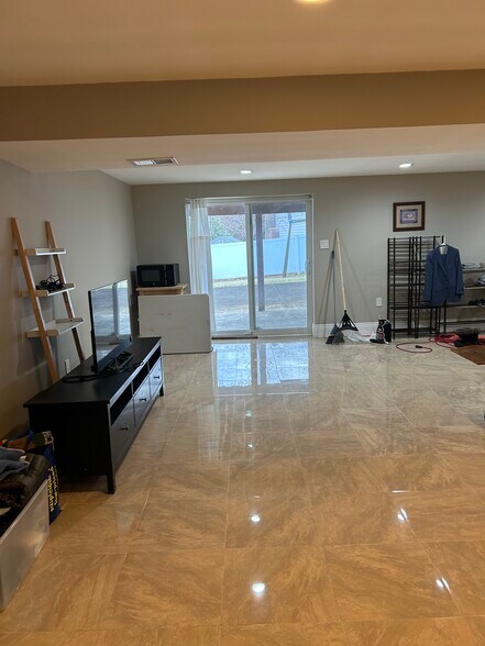 Building Photo - 1639 Winding Waye Ln