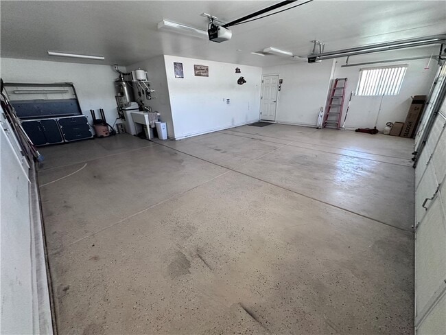 Building Photo - 5087 Emerald River Dr