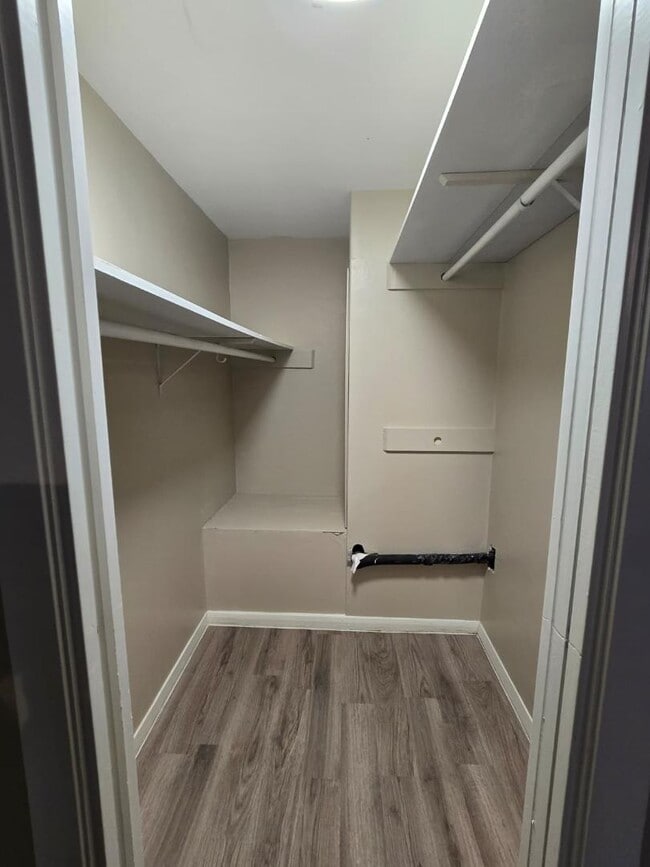 Building Photo - 7210 Headlee Rd