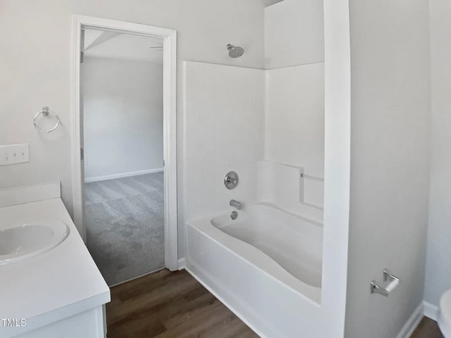 Building Photo - Updated 3BR Home with Garage, Pet Friendly!