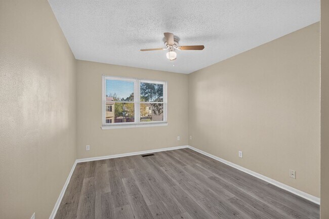 Building Photo - 3061 Breslaw Ct