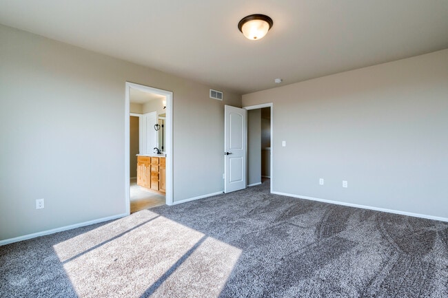 Building Photo - 1753 Long Shadow Dr