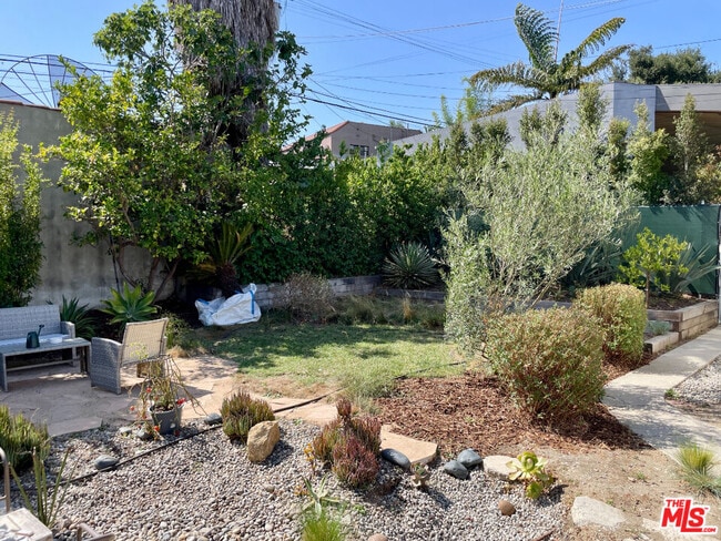 Building Photo - 5017 Edgewood Pl