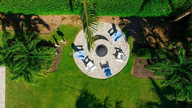 Building Photo - 2-Bed First Floor Home Rental In Gated Community With Amenities