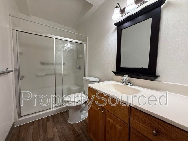 Building Photo - 6138 Greenfield Ln