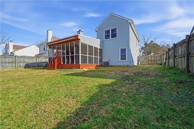 Building Photo - 1329 Thamesford Dr