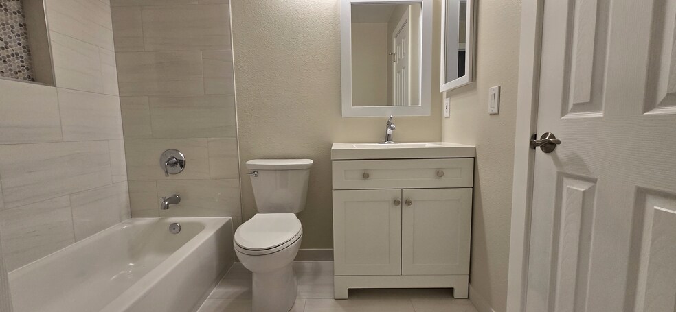 Building Photo - 9824 W Cornell Pl