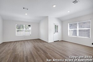 Building Photo - 9242 Landa Falls