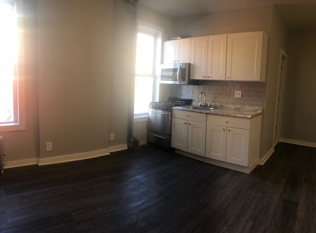 Building Photo - 506 52nd St