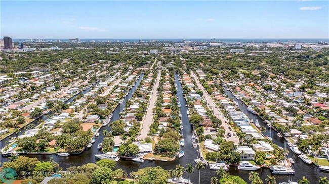 Building Photo - 1200 Guava Isle