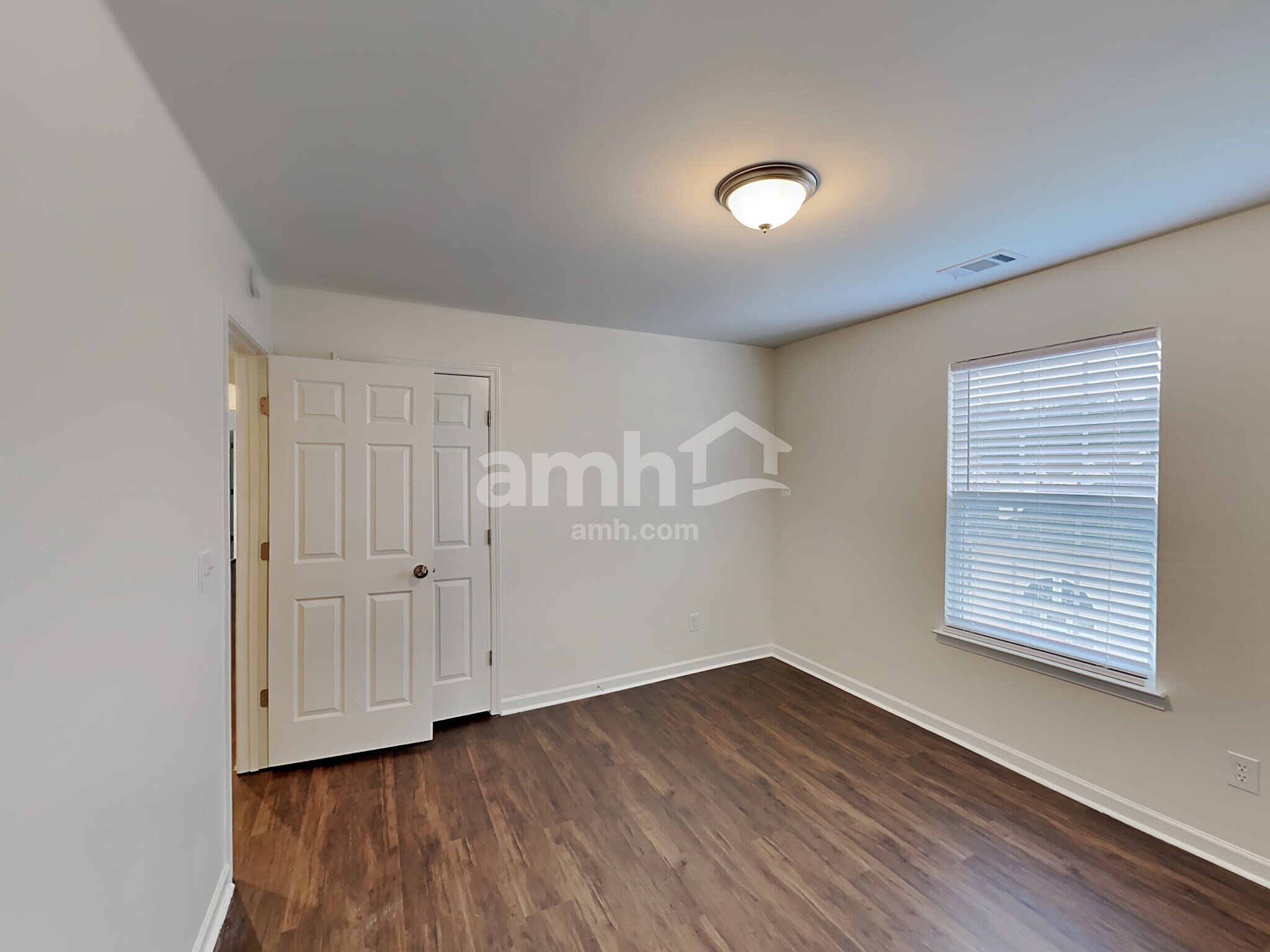 Building Photo - 1614 Bradmere Ln