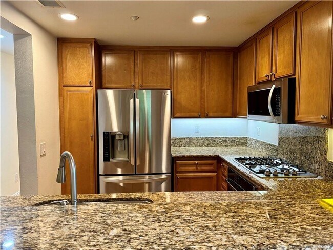 Building Photo - 238 Coral Rose, Irvine, CA 92603 - 3 BR 3 ...