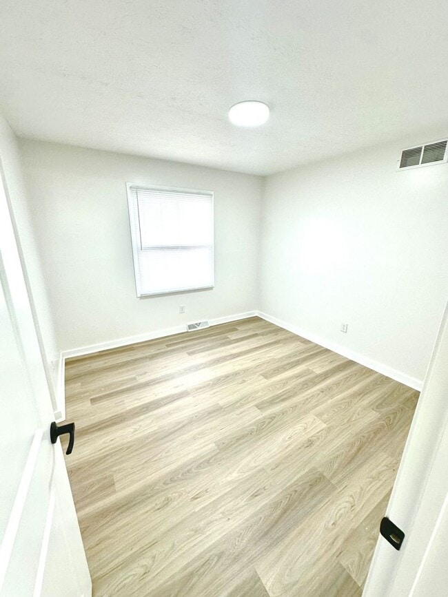 Building Photo - 1351 Whig Ct