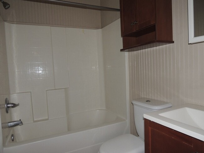 Building Photo - 4403 S Faye Ave