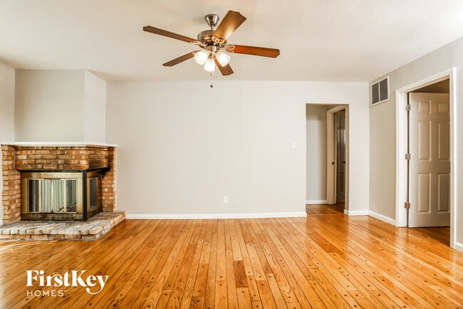 Building Photo - 12840 Verwood Dr