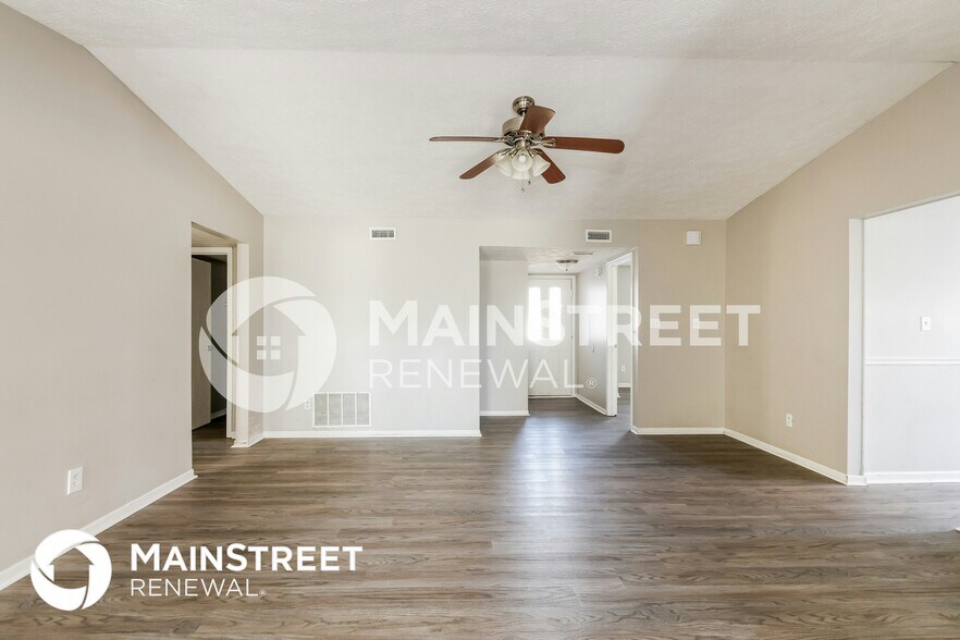 Building Photo - 3811 Oil Creek Dr