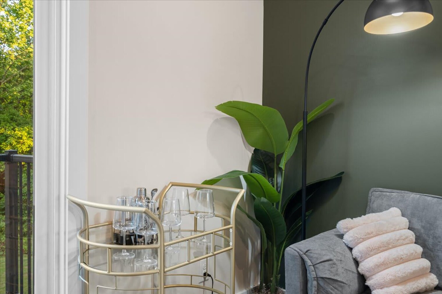 Building Photo - 2005 Clarksdale Dr