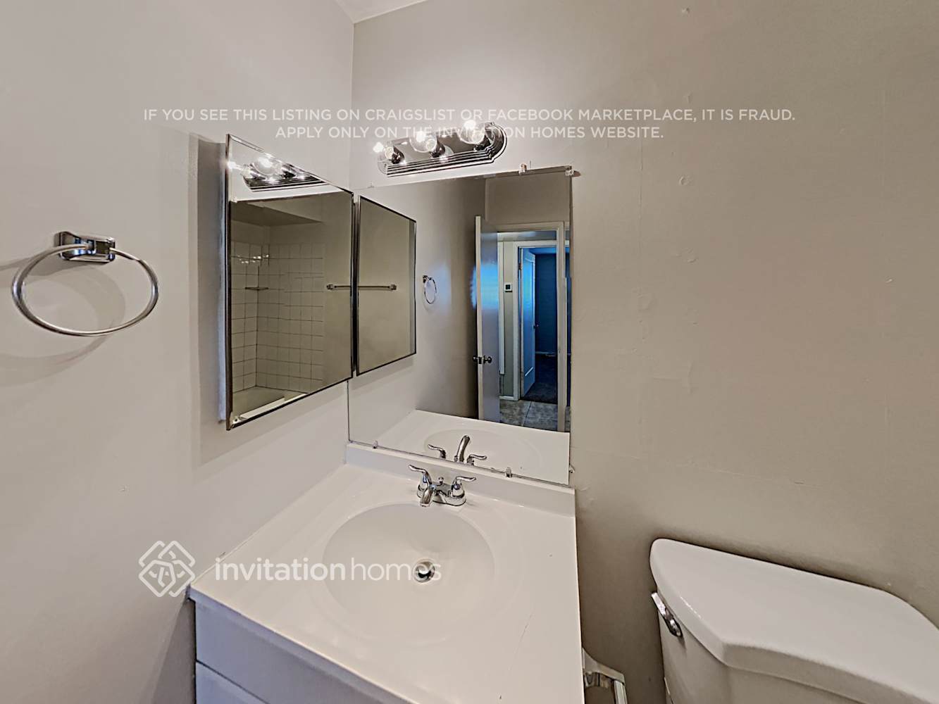 Building Photo - 1355 W 6th Ave