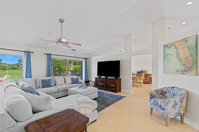 Building Photo - 7598 Fairway Trail