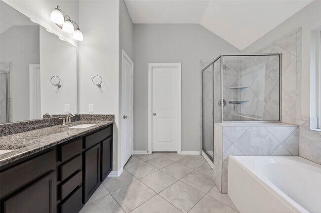 Building Photo - 134 S Bearkat Ct