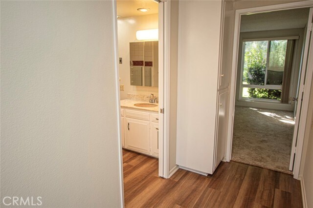 Building Photo - 594 Avenida Majorca