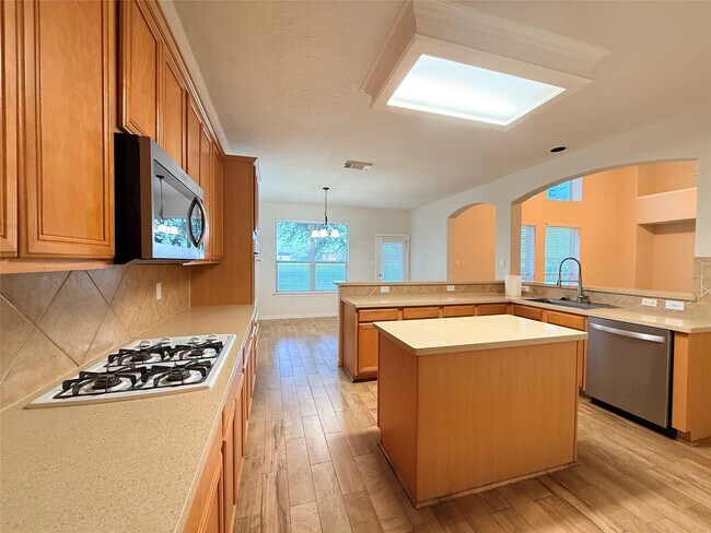 Building Photo - 2144 Brittany Colony Dr