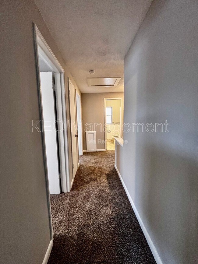 Building Photo - 1059 Wilmington Ave