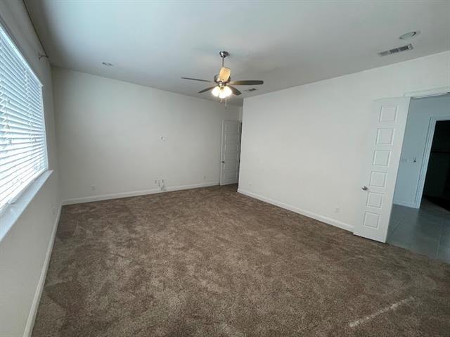 Building Photo - 404 Templeton Dr