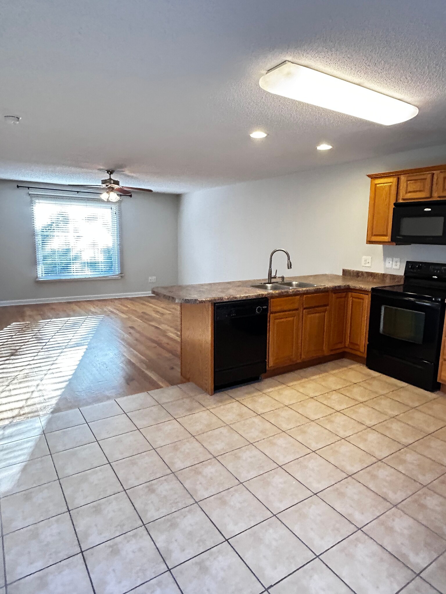 Building Photo - 563 Boring Chapel Rd