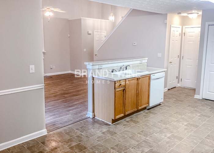 Building Photo - 2168 Wingfoot Pl