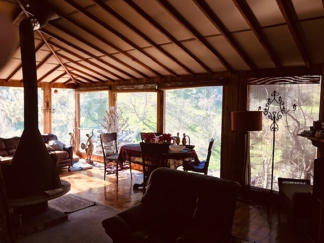 Building Photo - 2252 Laurel Canyon Blvd