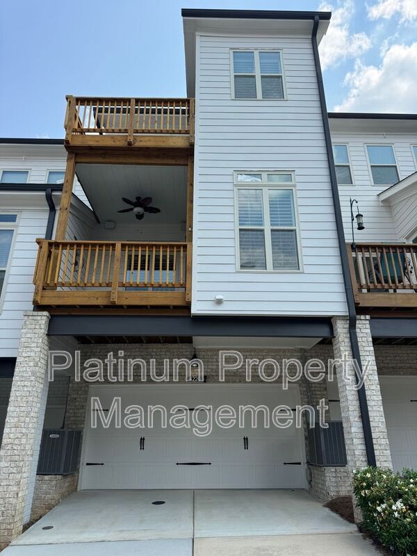 Building Photo - 4220 Deming Cir