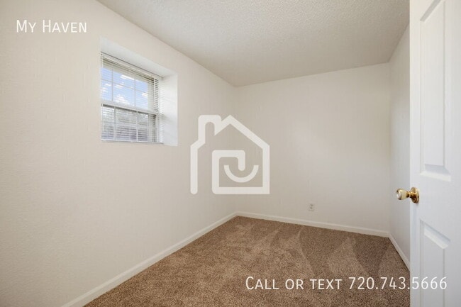 Building Photo - 17898 E Mexico Dr