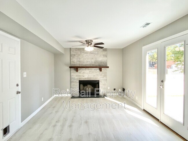Building Photo - 184 Stony Ridge Ct