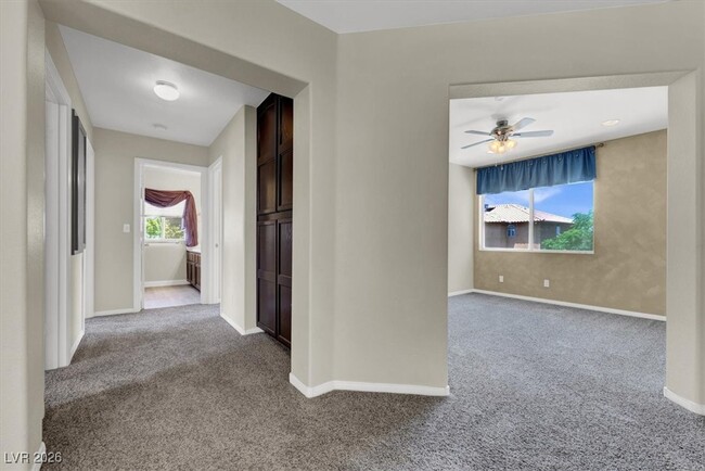 Building Photo - 8932 Bracken Cliff Ct