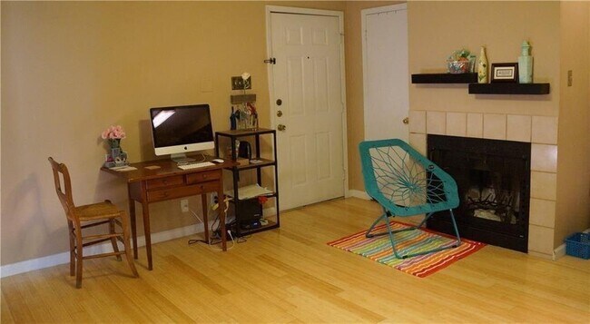 Building Photo - 3115 Helms St