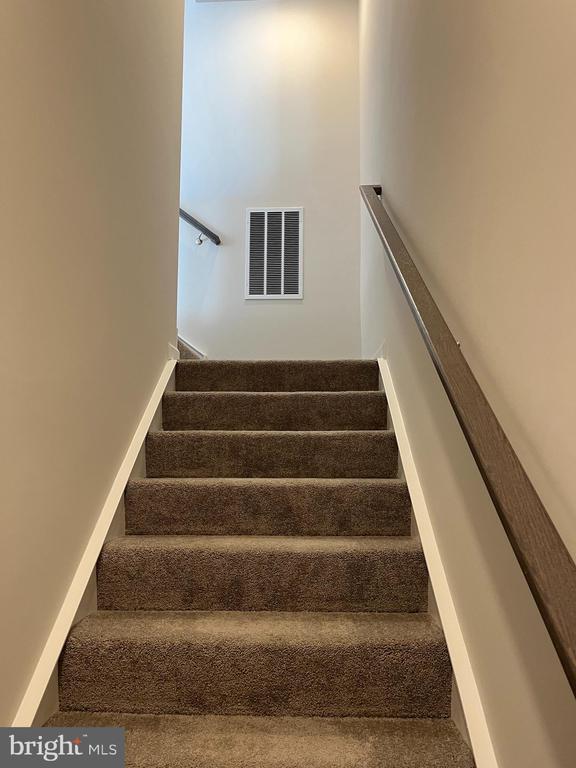 Building Photo - 121 Canning Rd